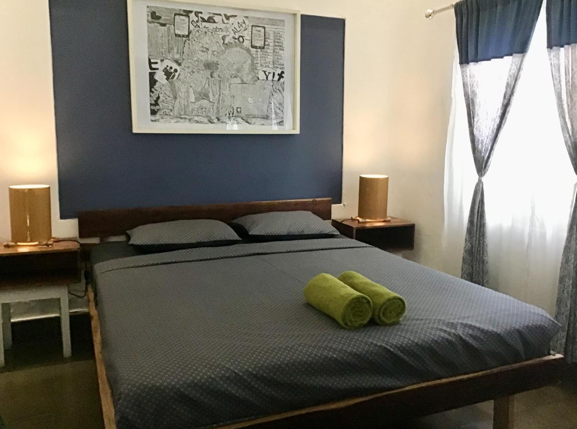 The Patio Yogya Apartment ยอกยาการ์ตา ภายนอก รูปภาพ