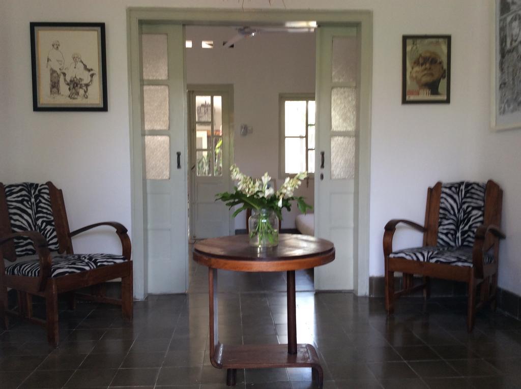 The Patio Yogya Apartment ยอกยาการ์ตา ภายนอก รูปภาพ